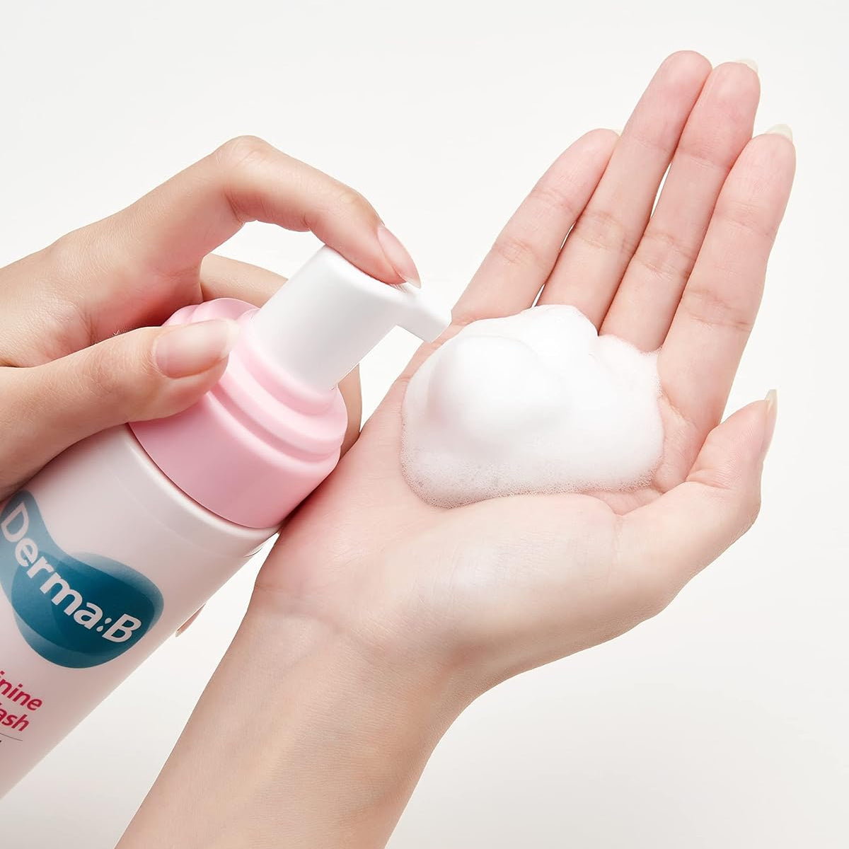 DERMA:B Mild Feminine Foaming Wash