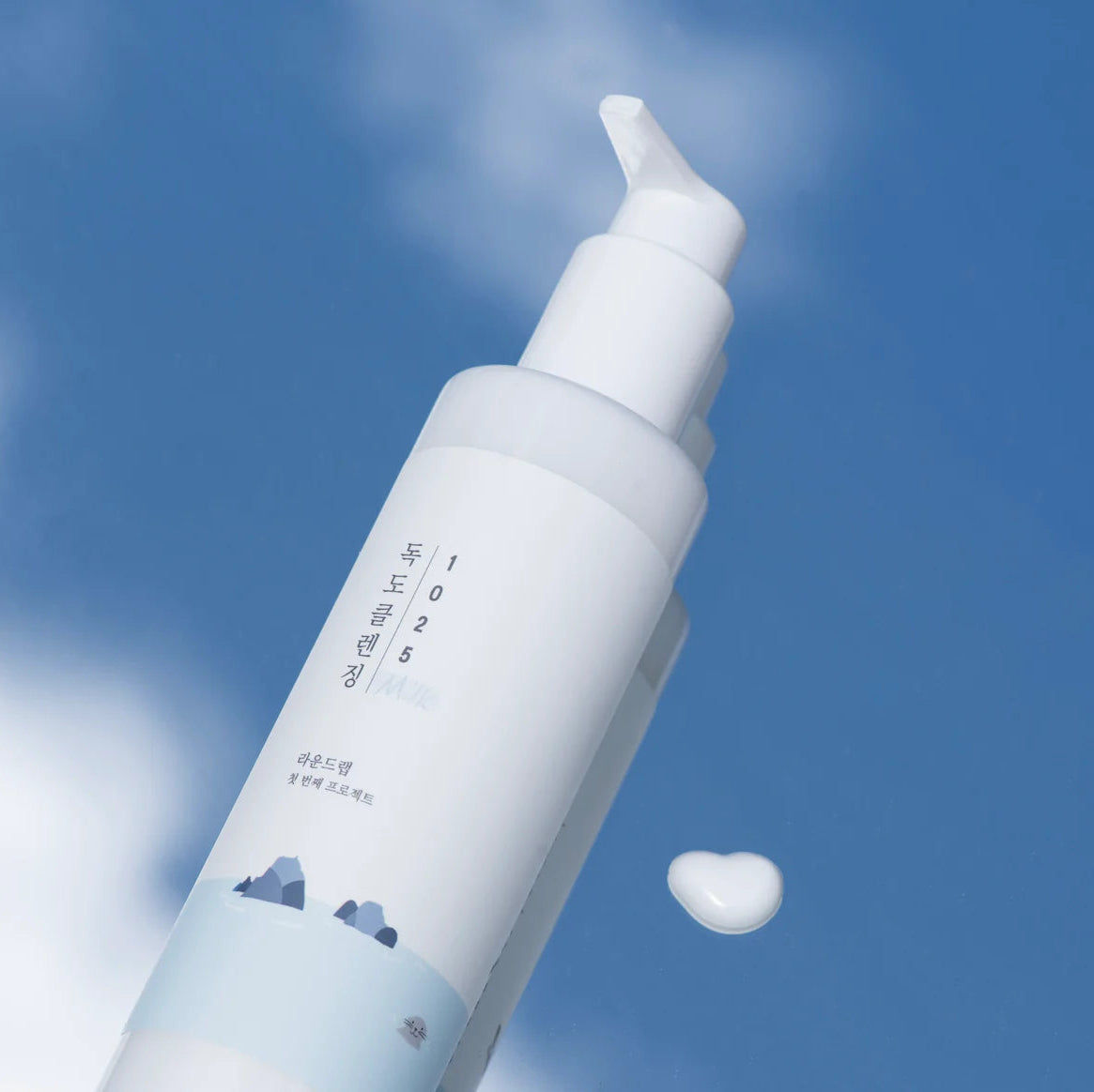 Round Lab 1025 Dokdo Cleansing Milk