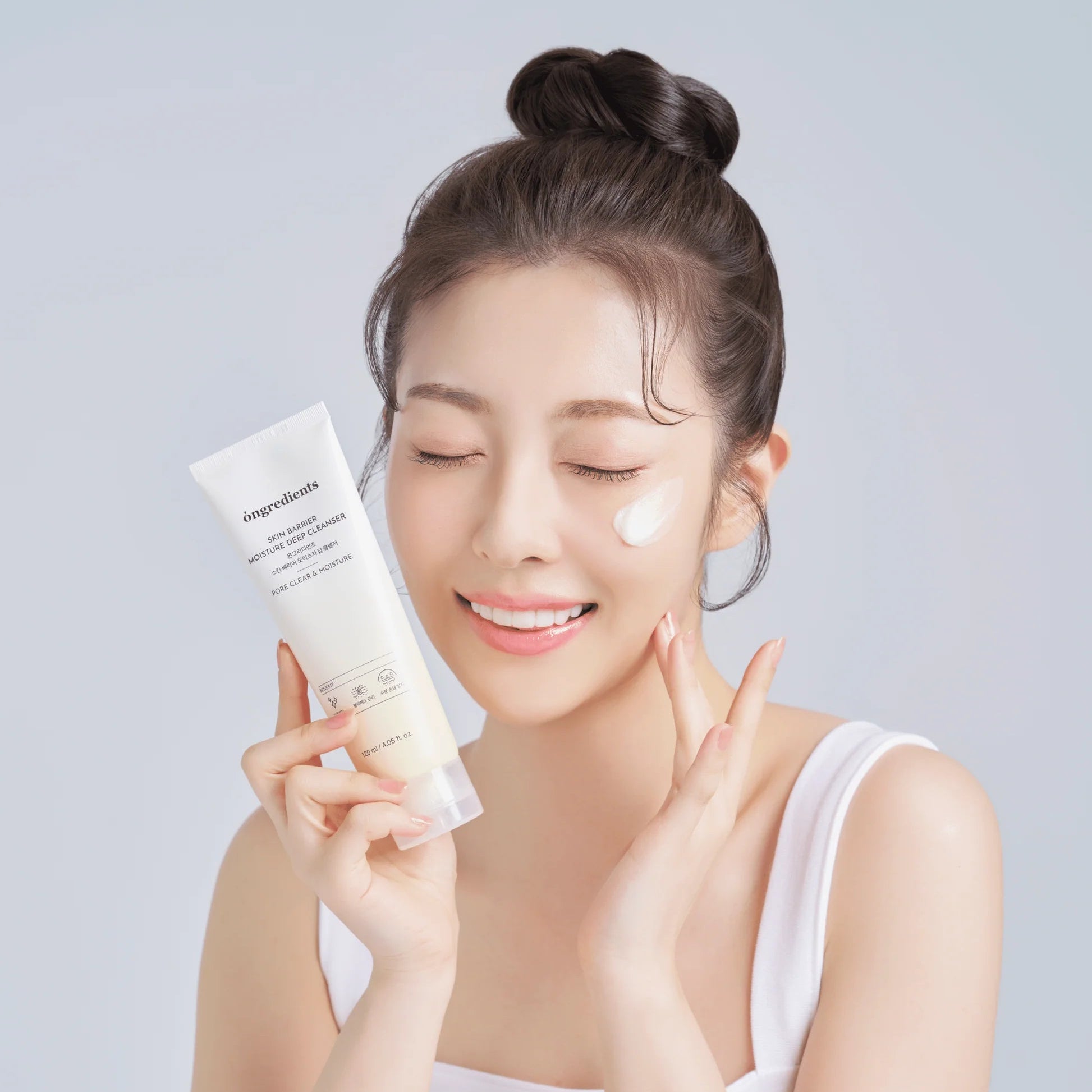 ongredients Skin Barrier Moisture Deep Cleanser