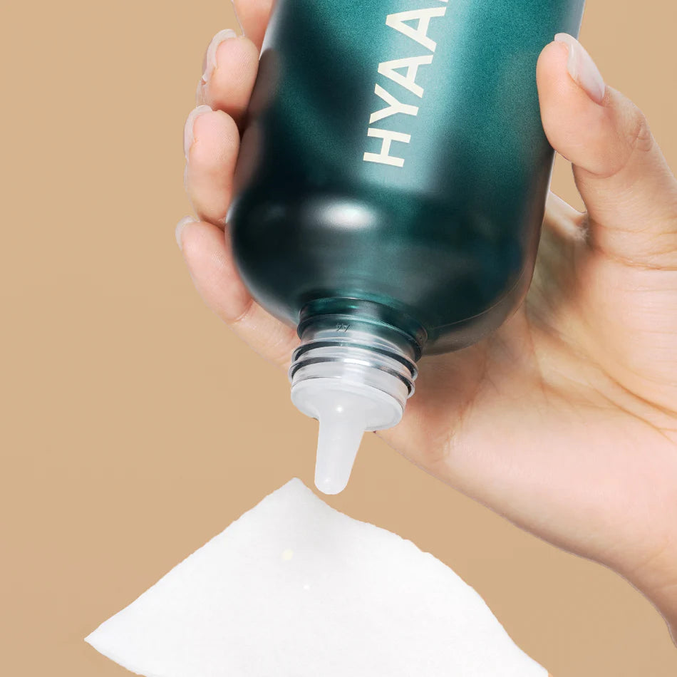 HYAAH Licorice First Essence