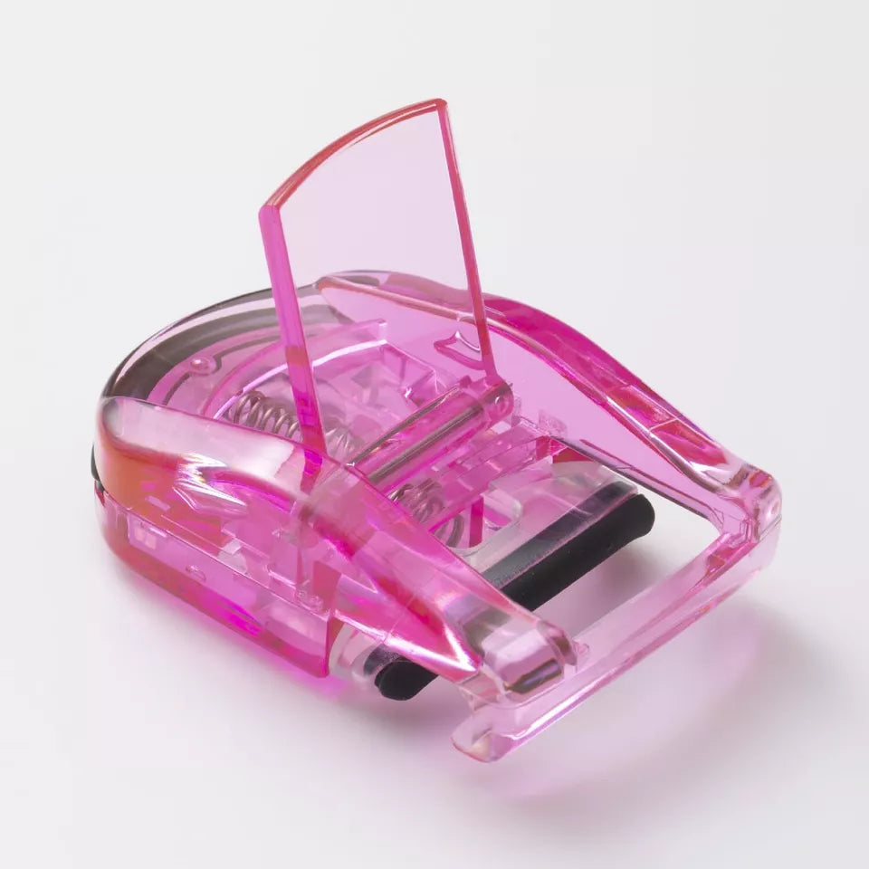 Kai Compact Eyelash Curler Pink