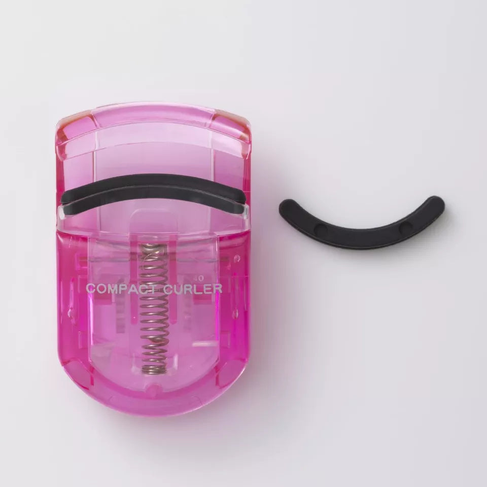 Kai Compact Eyelash Curler Pink