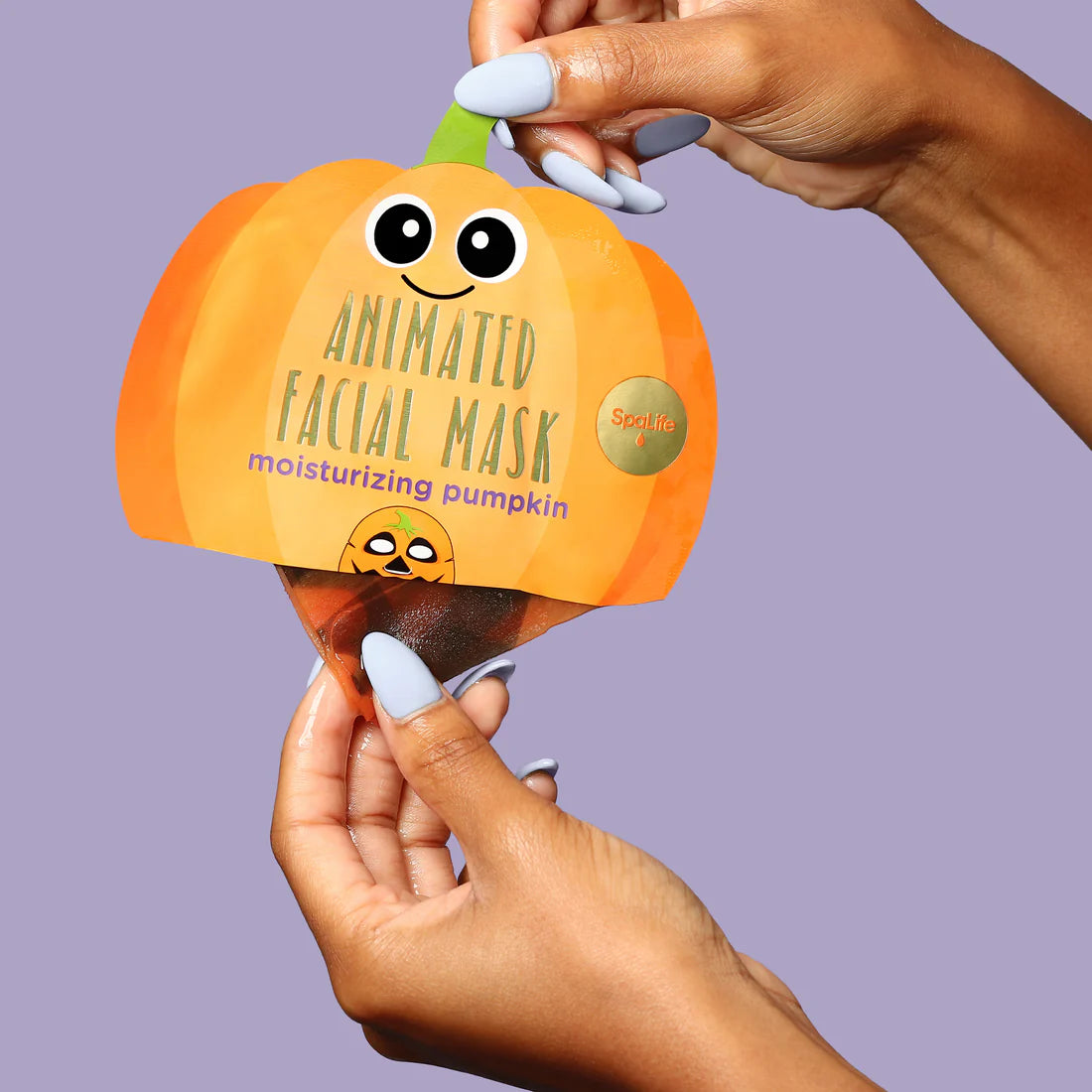 Animated pumpkin Halloween facial mask (orange) for moisturizing, with cartoon eyes